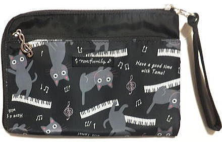 �}���`�P�[�X